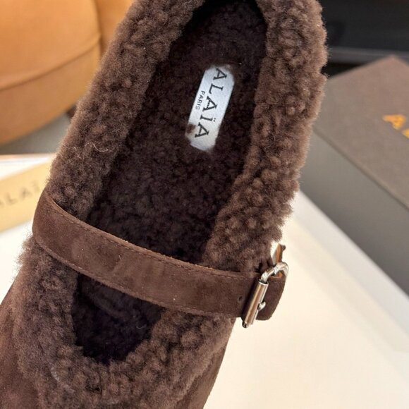 Alaïa Shearling-Lined Mary Jane Flats – Brown Suede - Picture 2 of 4